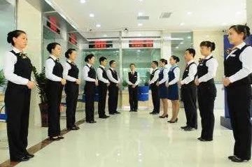 最苦逼十大職業(yè)盤點(diǎn) 房產(chǎn)中介當(dāng)選“最苦”職業(yè)