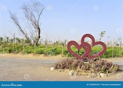 2024年能賺人民幣的熱血沙場(chǎng)游戲機(jī)會(huì) 職業(yè)中介服務(wù)解析